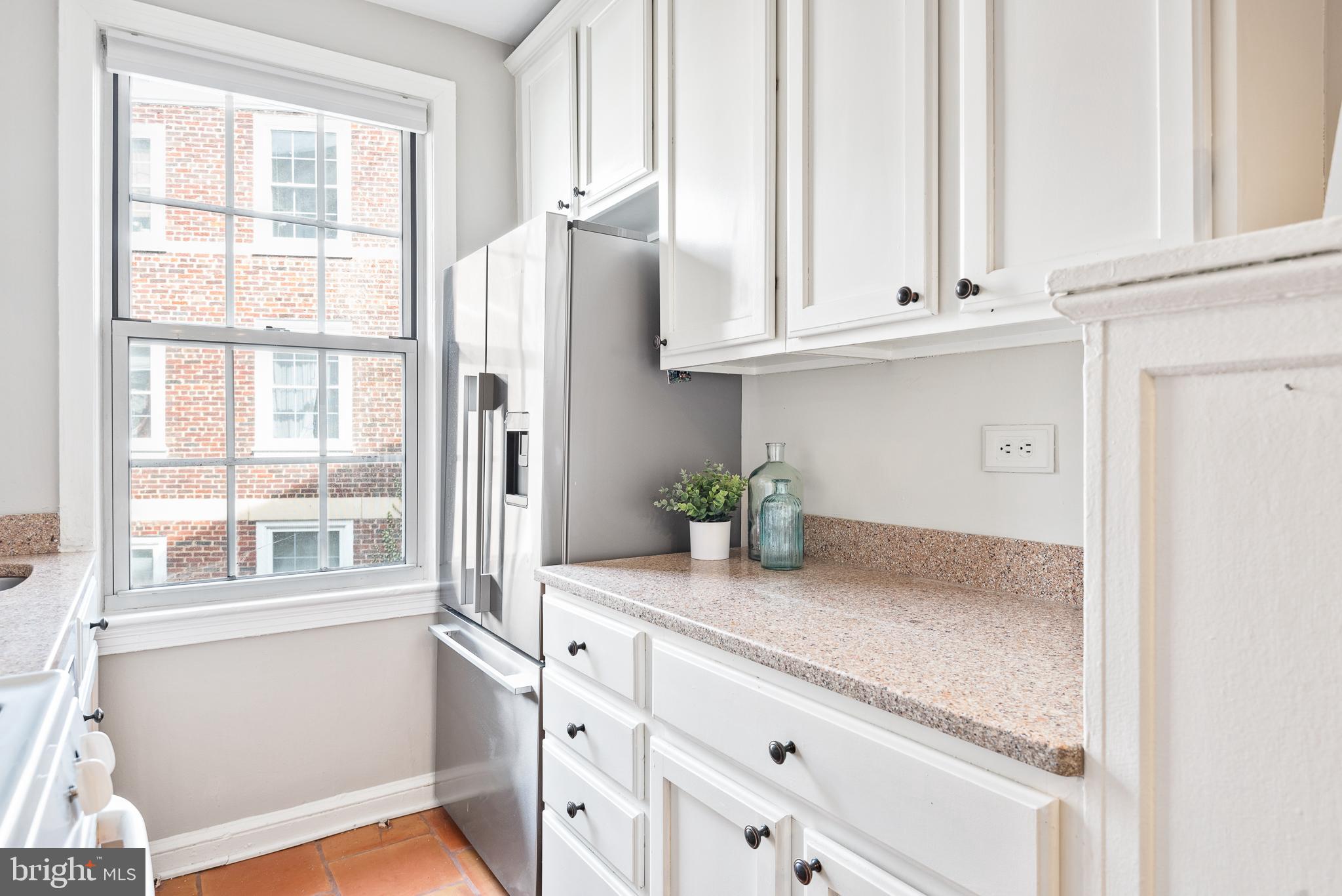 2800 Devonshire Place Northwest, Unit 102 Washington, DC 20008 - Photo 10 of 20