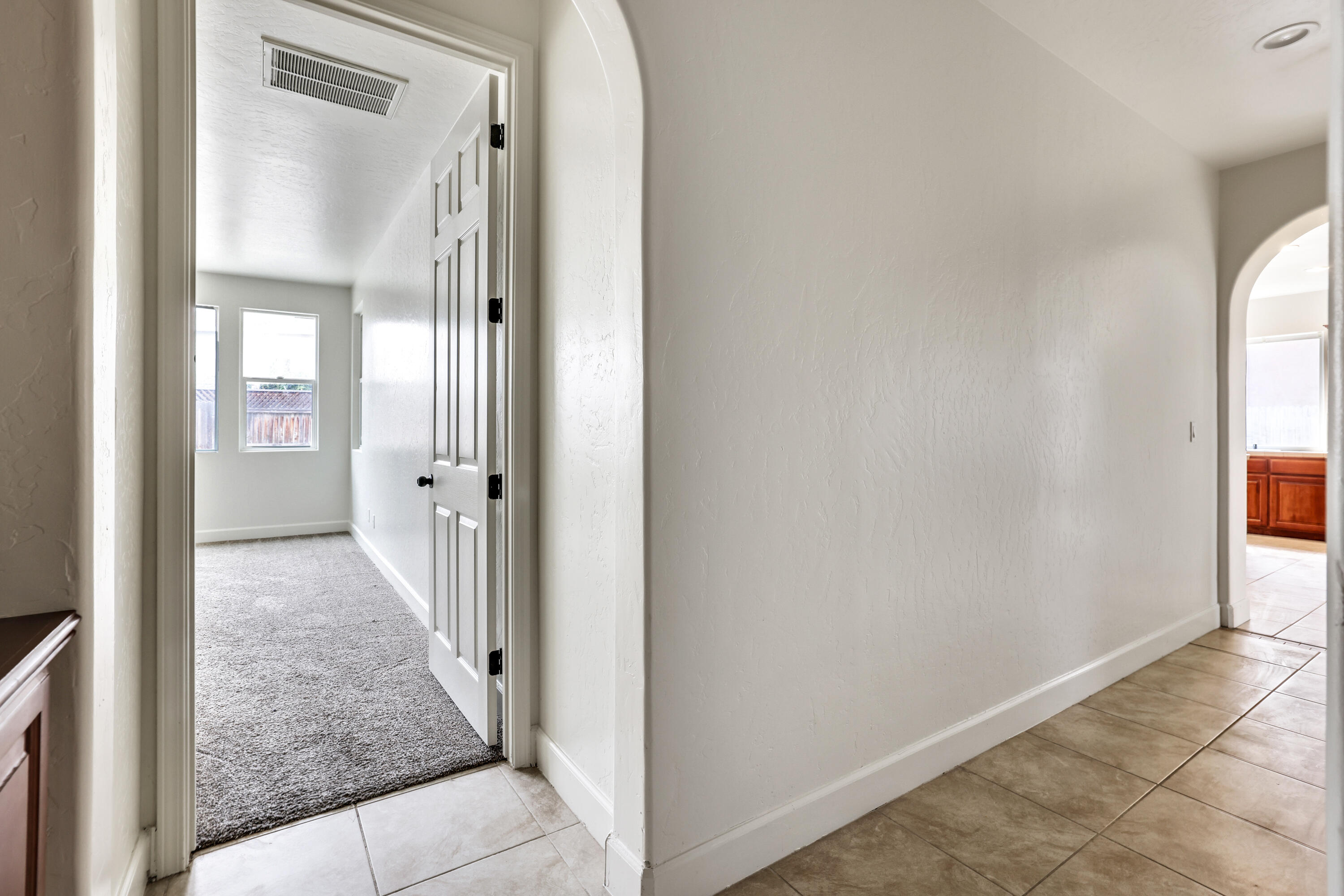 346 Martin Street Tulare, CA 93274 - Photo 19 of 33 d50a6630-d50a6632