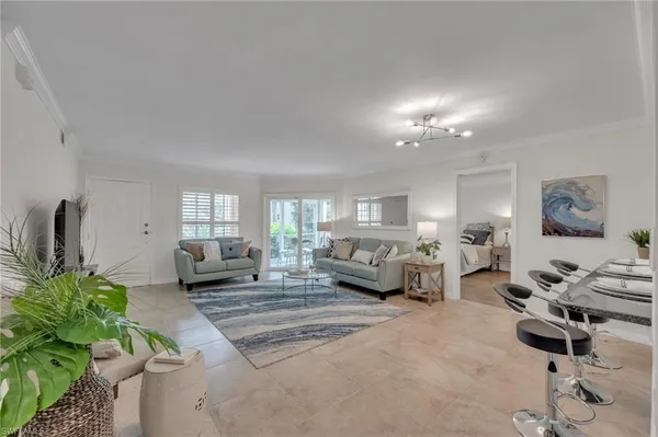 $8,500 | 5633 Turtle Bay Drive, Unit 37, Naples, FL 34108