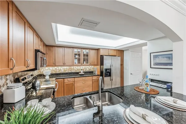 $8,500 | 5633 Turtle Bay Drive, Unit 37, Naples, FL 34108