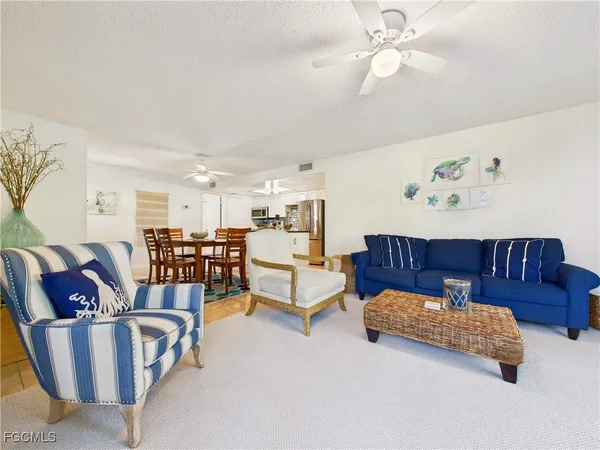 $2,500 | 232 Palm Drive, Unit 475, Naples, FL 34112