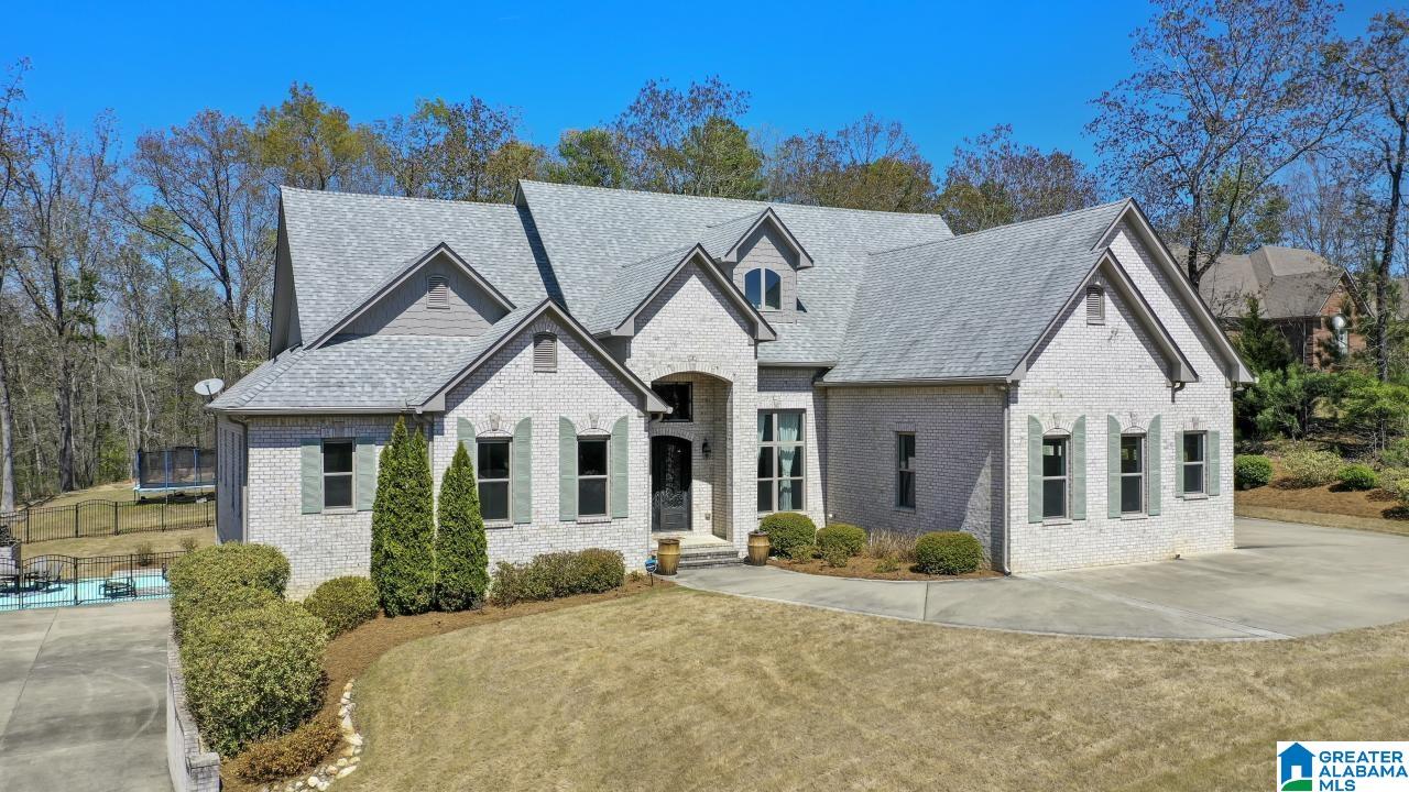 421 Acer Trail Alabaster, AL 35007 - Photo 3 of 43