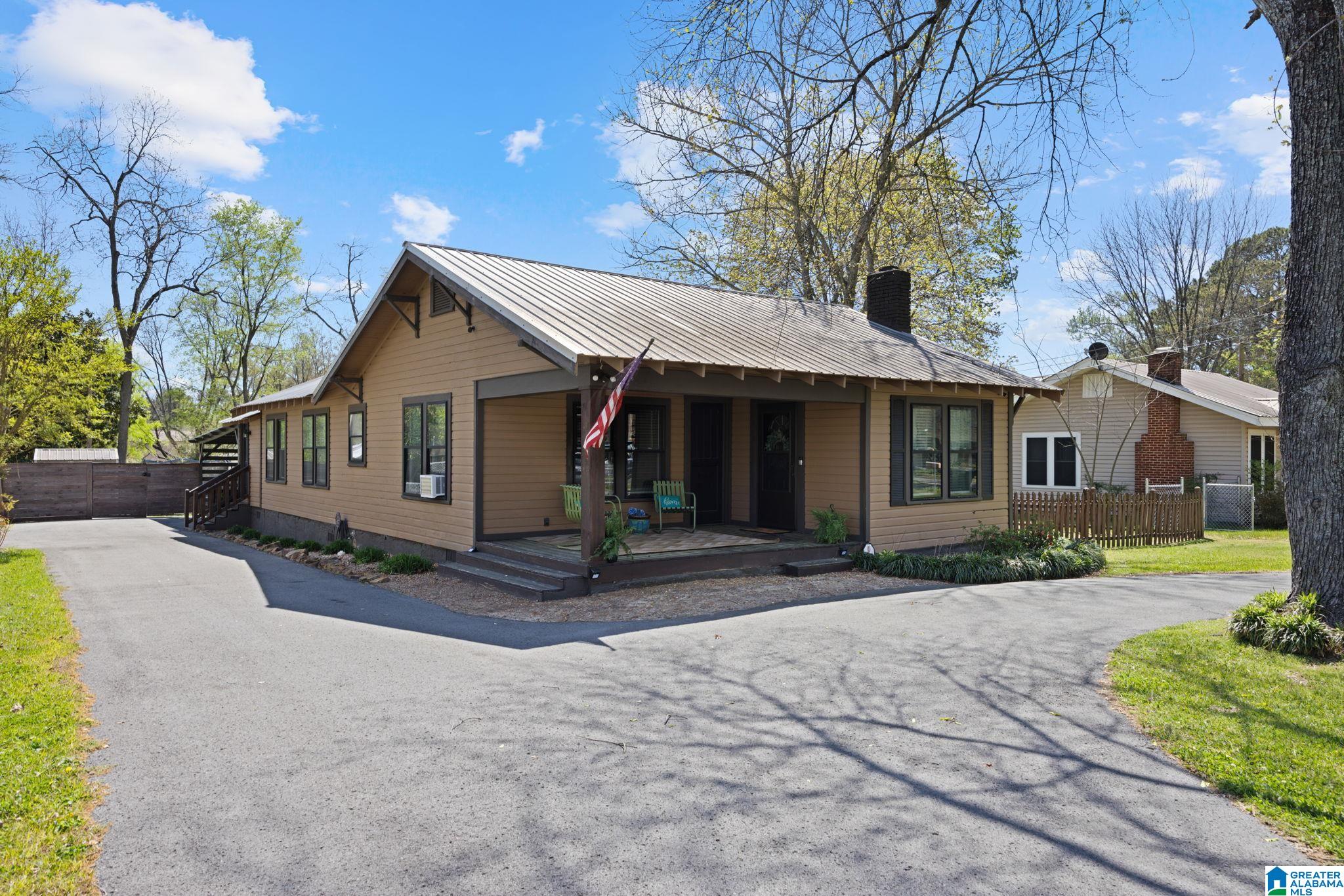 1112 Southwest 1st Street Cullman, AL 35055 - Photo 1 of 27