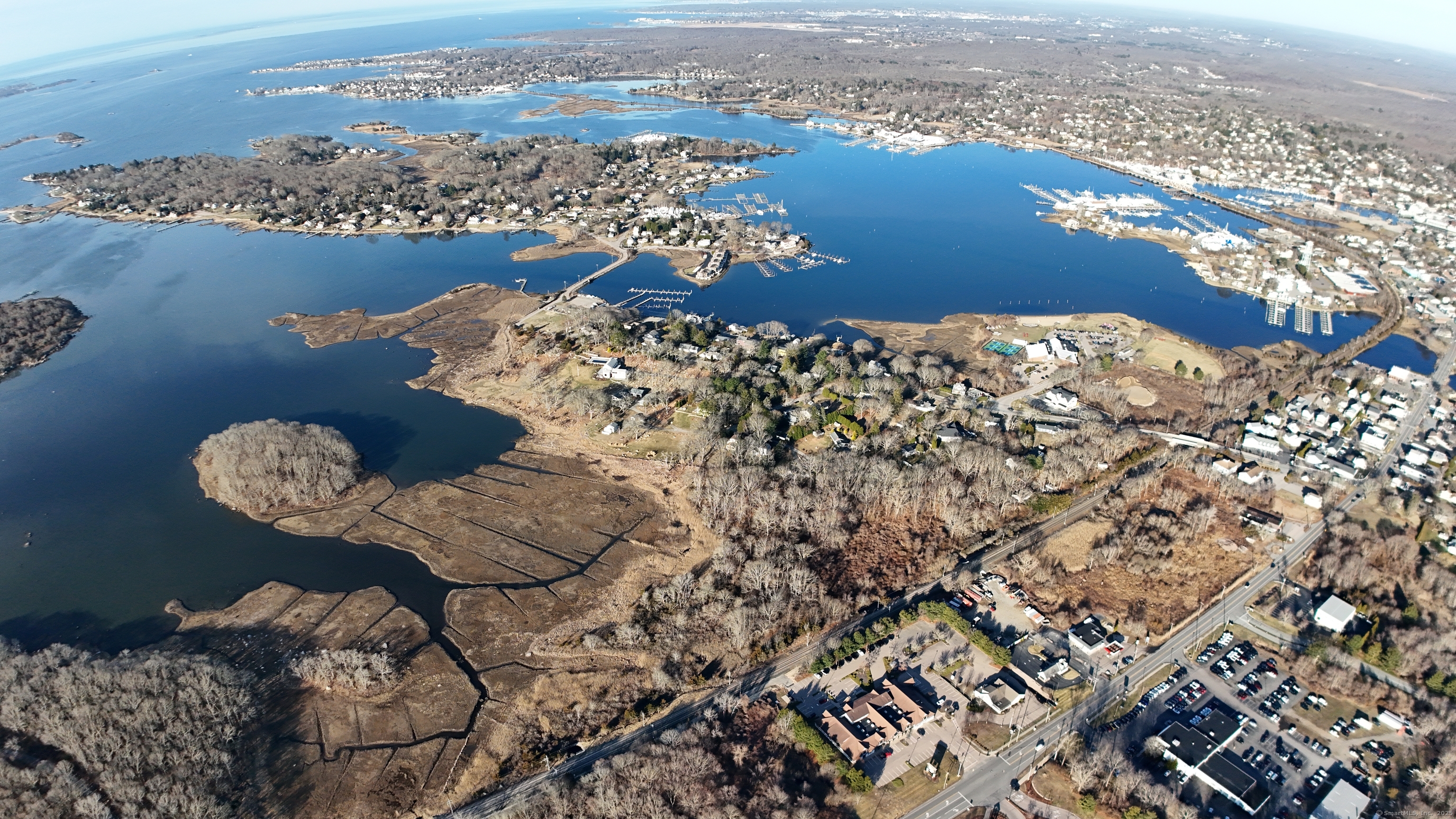 17 Old Stonington Road Stonington, CT 06378 - Photo 4 of 14 view of a terrace