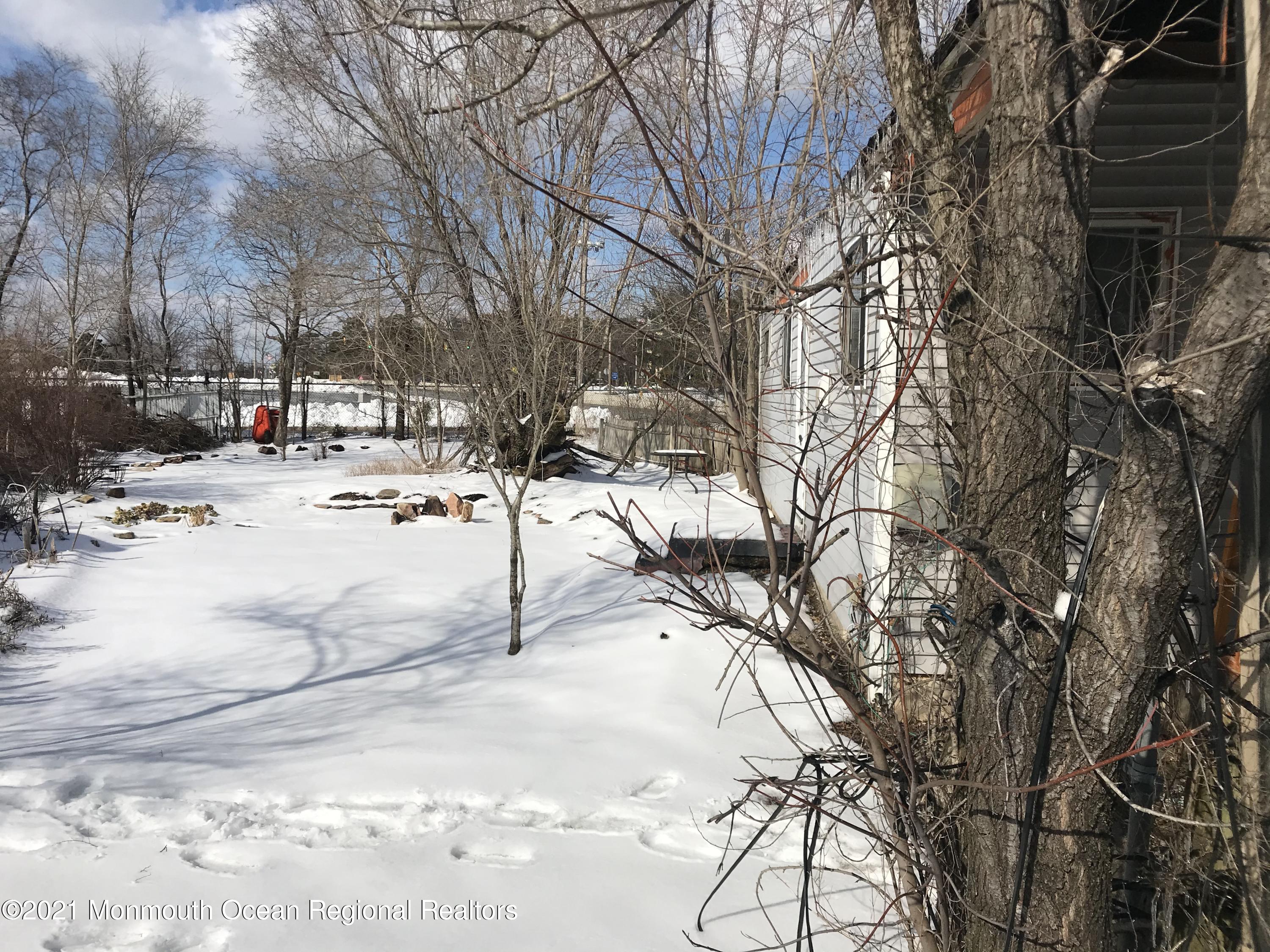 286 Chambersbridge Road Brick, NJ 08723 - Photo 3 of 17 A9D21188-49C3-4F1F-9928-67E6AB774FC9