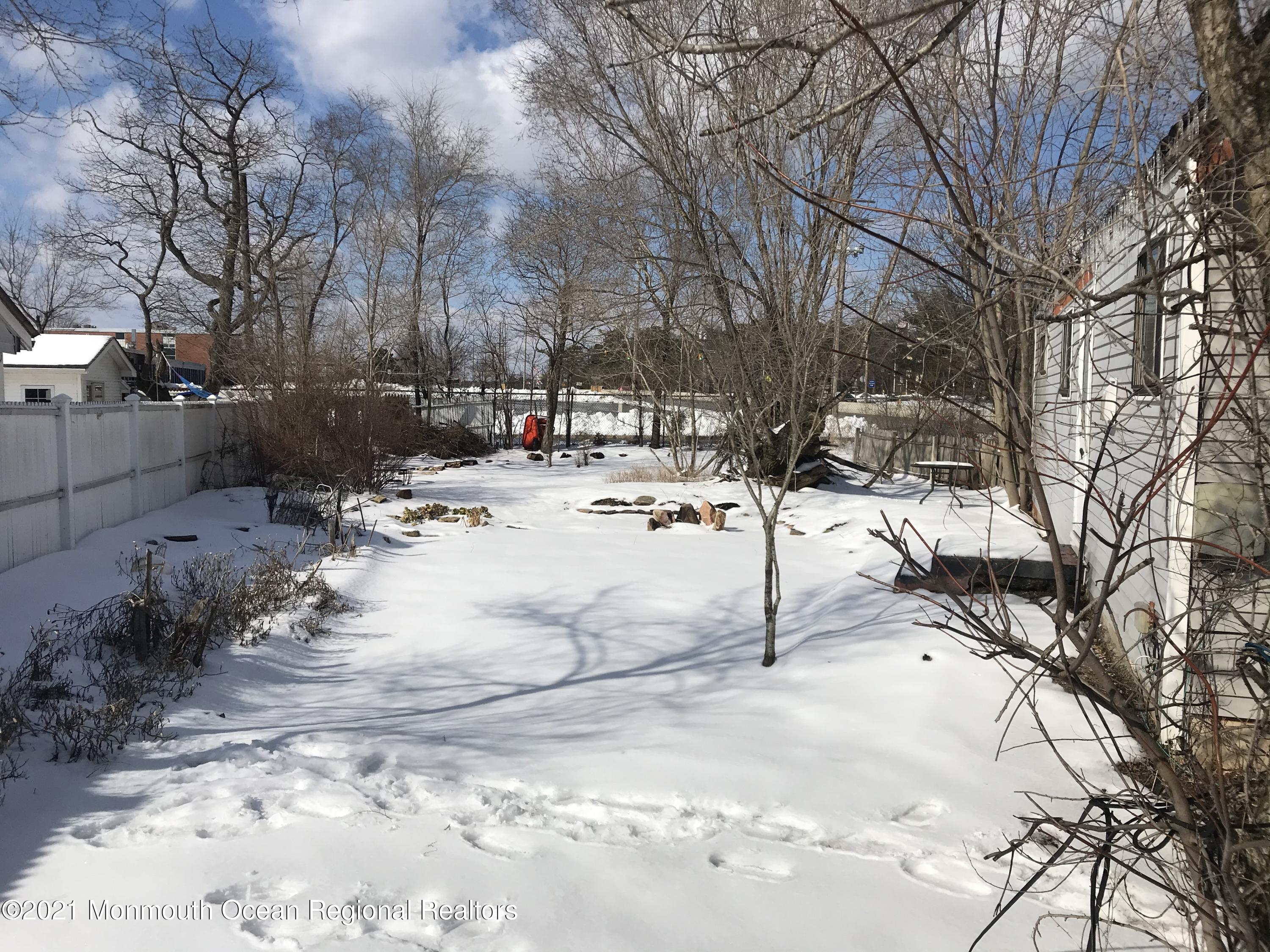 286 Chambersbridge Road Brick, NJ 08723 - Photo 4 of 17 FD1FB738-7871-471A-BCF3-72B2BECF7FC5
