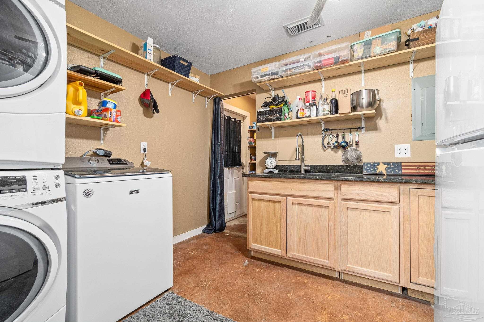 7024 Heath Road Milton, FL 32570 - Photo 17 of 50 Gallery Image 17