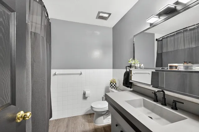 $360,000 | 2001 Woods Lane, Burnsville, MN 55337