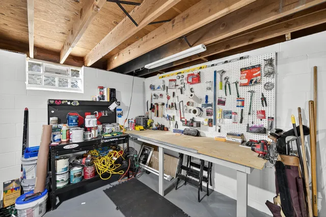 $360,000 | 2001 Woods Lane, Burnsville, MN 55337