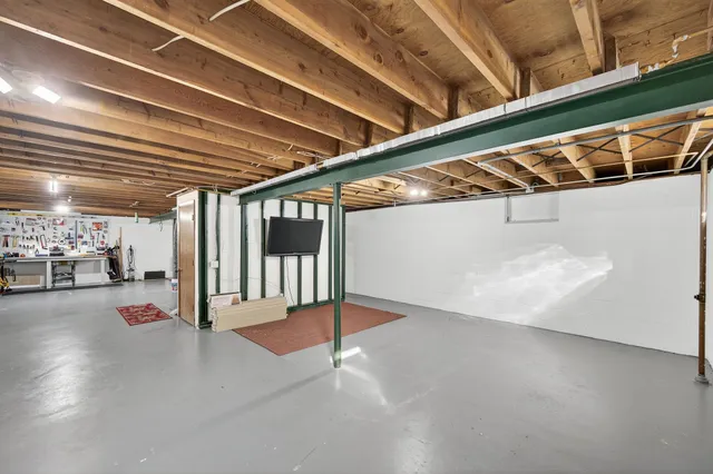 $360,000 | 2001 Woods Lane, Burnsville, MN 55337