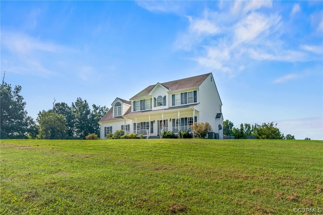 16211 River Road Chesterfield, VA 23838 - Photo 3 of 40 a view of a house with a big yard