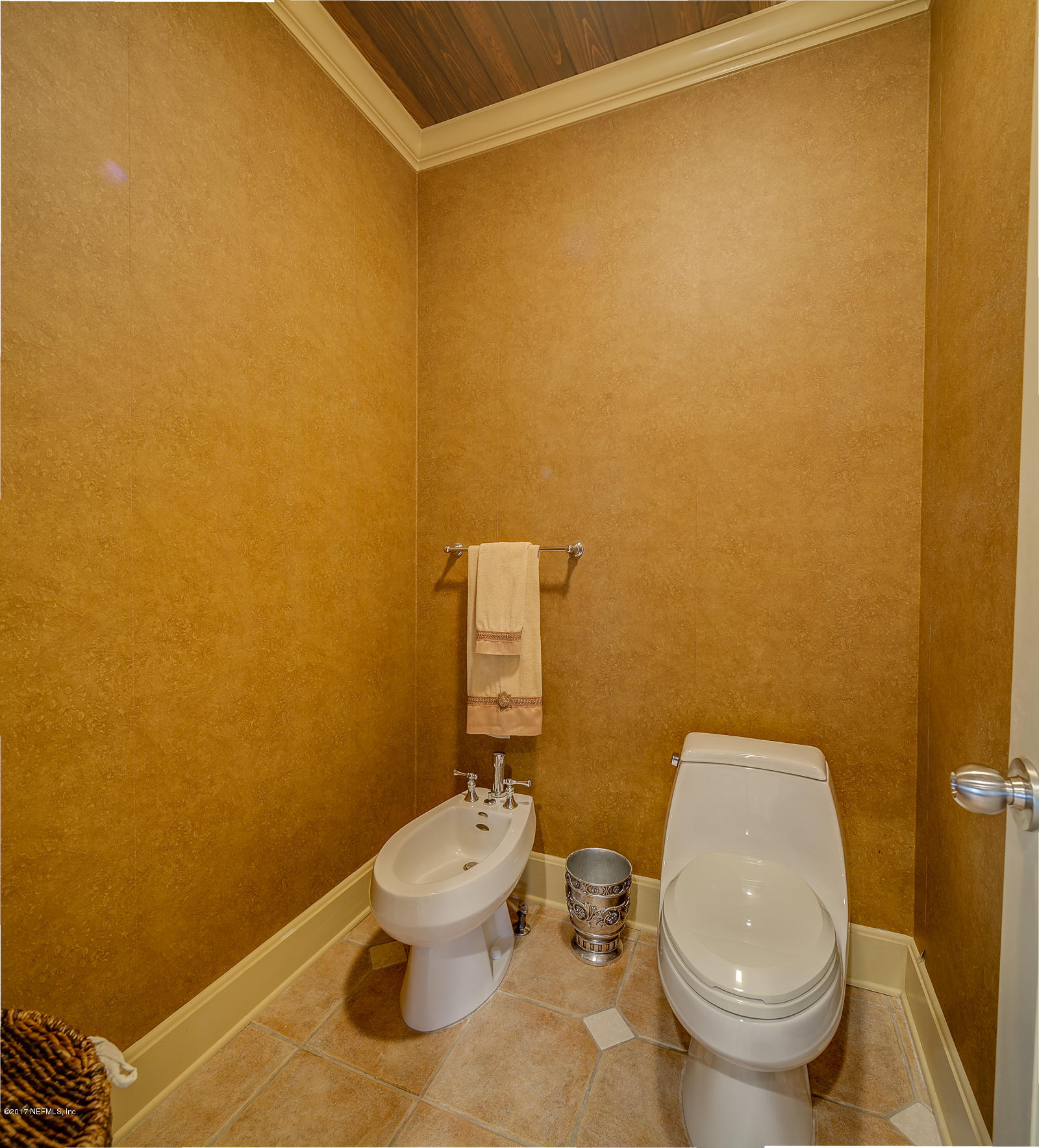 9224 Craven Road Jacksonville, FL 32257 - Photo 31 of 42 Master_Bathroom_View_3