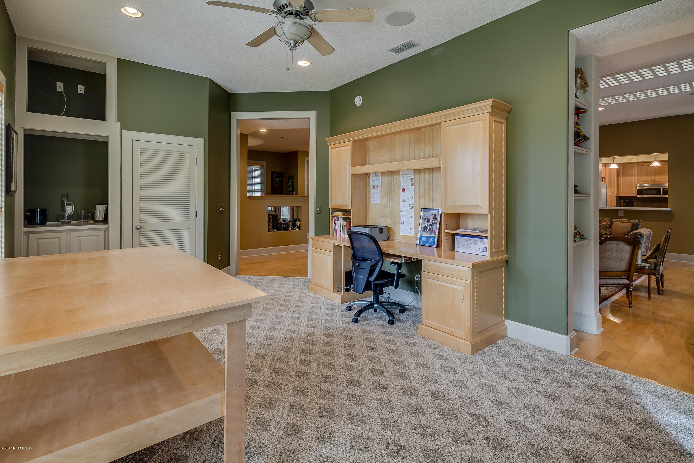 9224 Craven Road Jacksonville, FL 32257 - Photo 32 of 42 Wet Bar-Gameroom