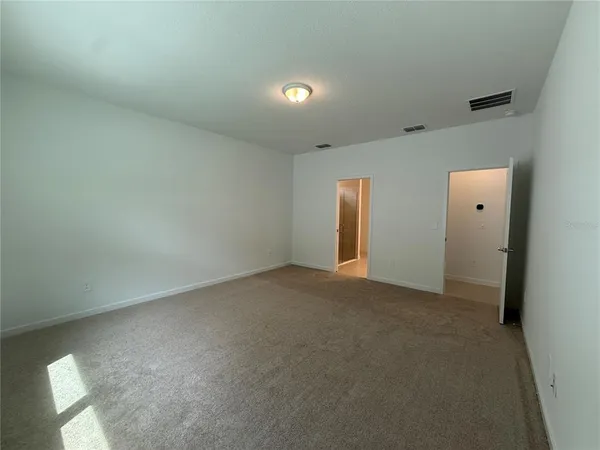 $2,400 | 3915 Big Sky Drive, Spring Hill, FL 34604