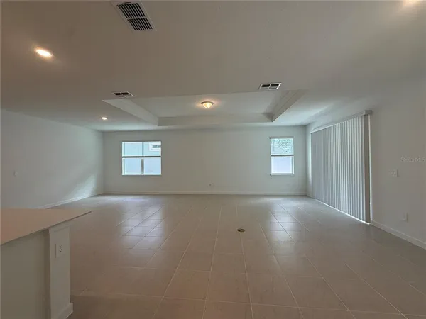 $2,400 | 3915 Big Sky Drive, Spring Hill, FL 34604