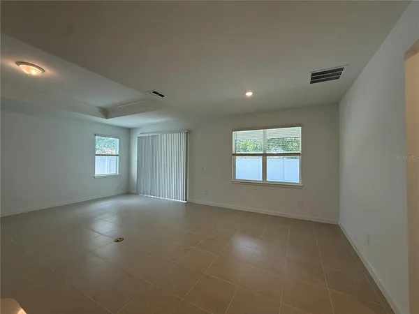 $2,400 | 3915 Big Sky Drive, Spring Hill, FL 34604
