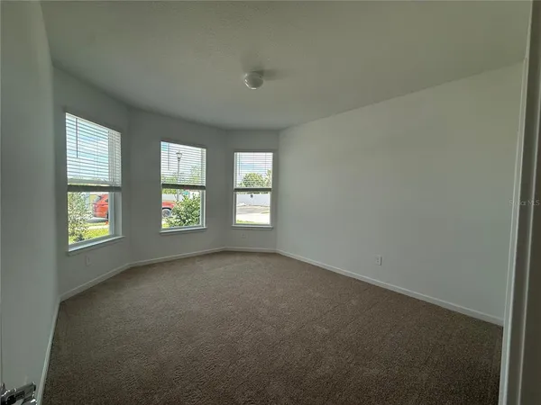 $2,400 | 3915 Big Sky Drive, Spring Hill, FL 34604