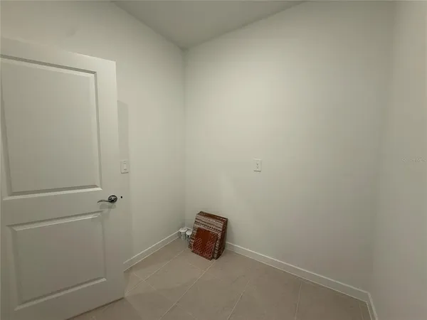 $2,400 | 3915 Big Sky Drive, Spring Hill, FL 34604
