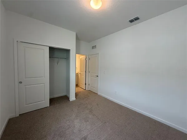 $2,400 | 3915 Big Sky Drive, Spring Hill, FL 34604
