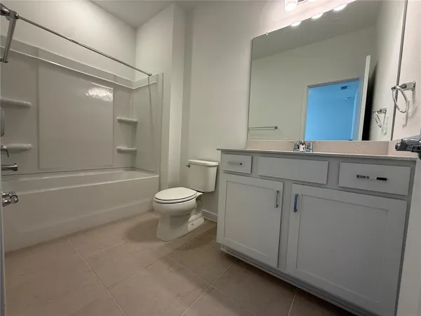$2,400 | 3915 Big Sky Drive, Spring Hill, FL 34604