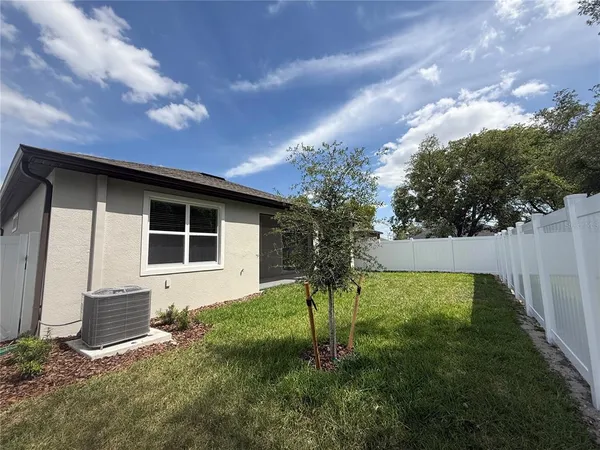 $2,400 | 3915 Big Sky Drive, Spring Hill, FL 34604