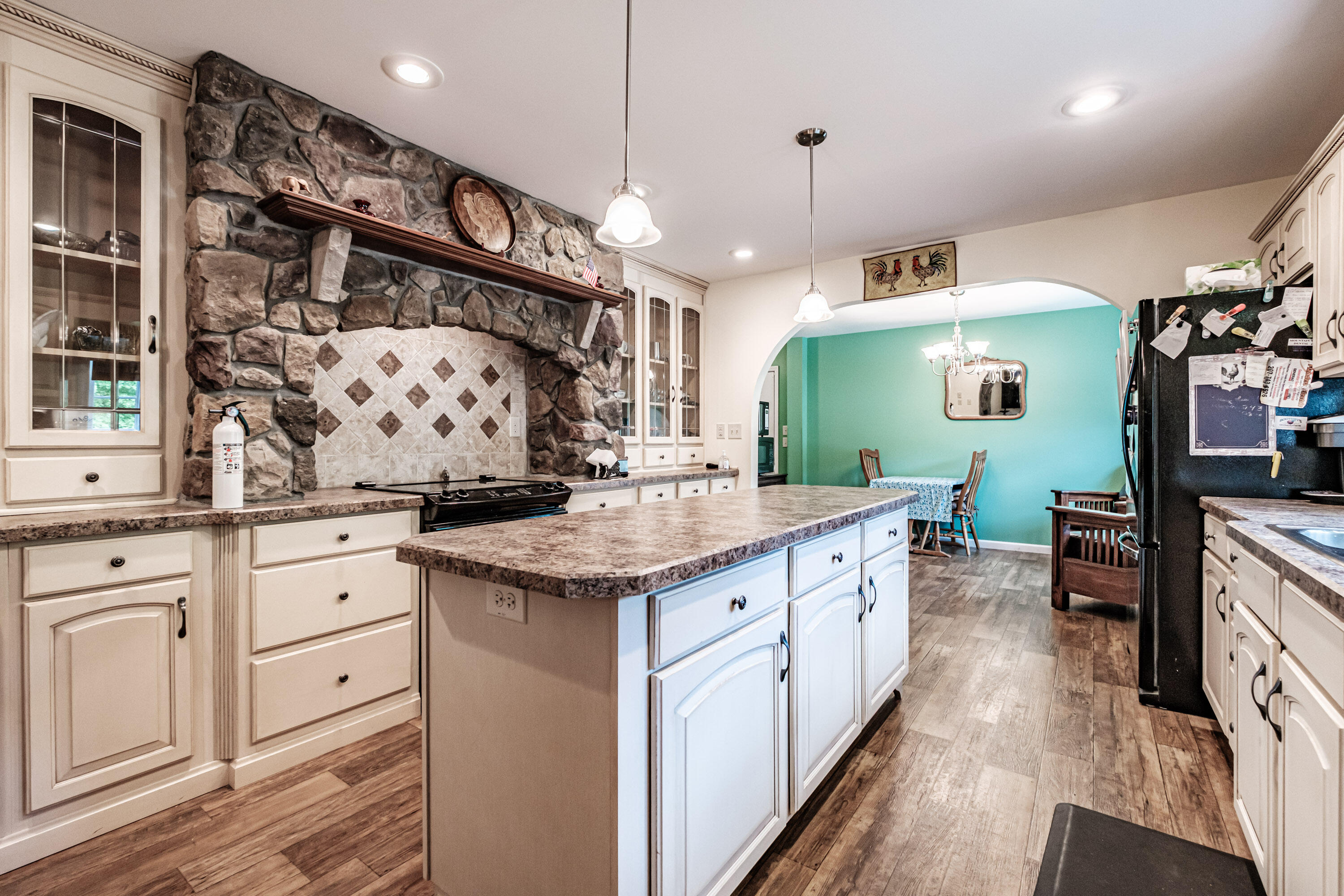 248 Hooper Ledge Road Paris, ME 04281 - Photo 23 of 51 Kitchen