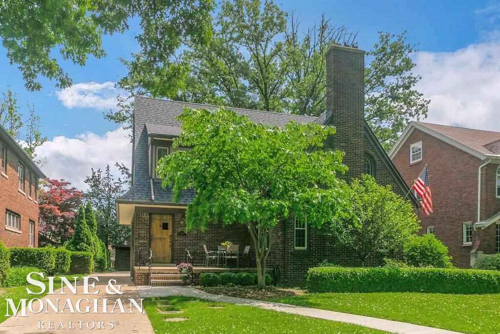 718 Washington Grosse Pointe, MI 48230 - Photo 32 of 36 50078974-31.JPG