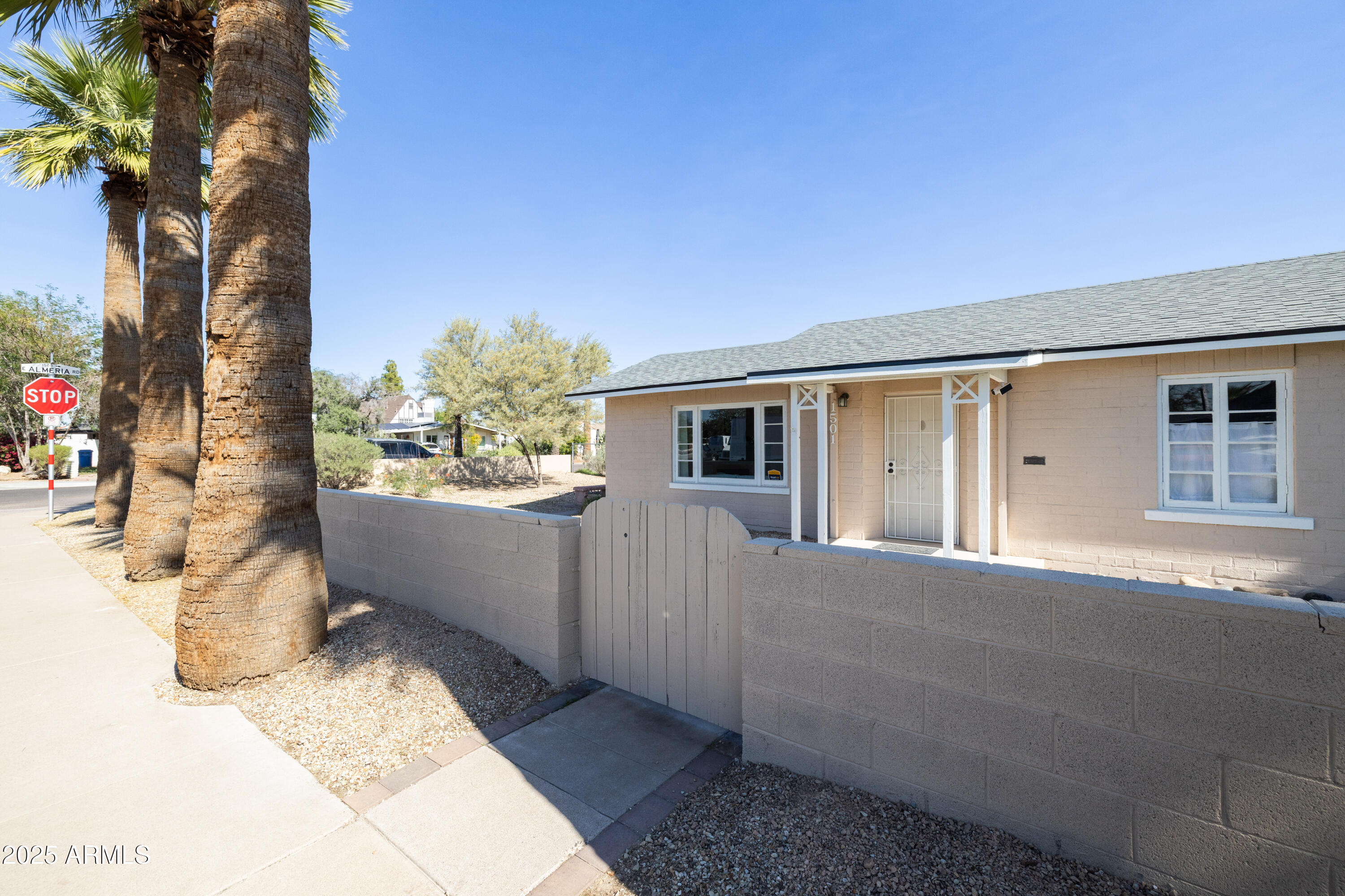 1501 East Almeria Road Phoenix, AZ 85006 - Photo 2 of 49 Almeria-5
