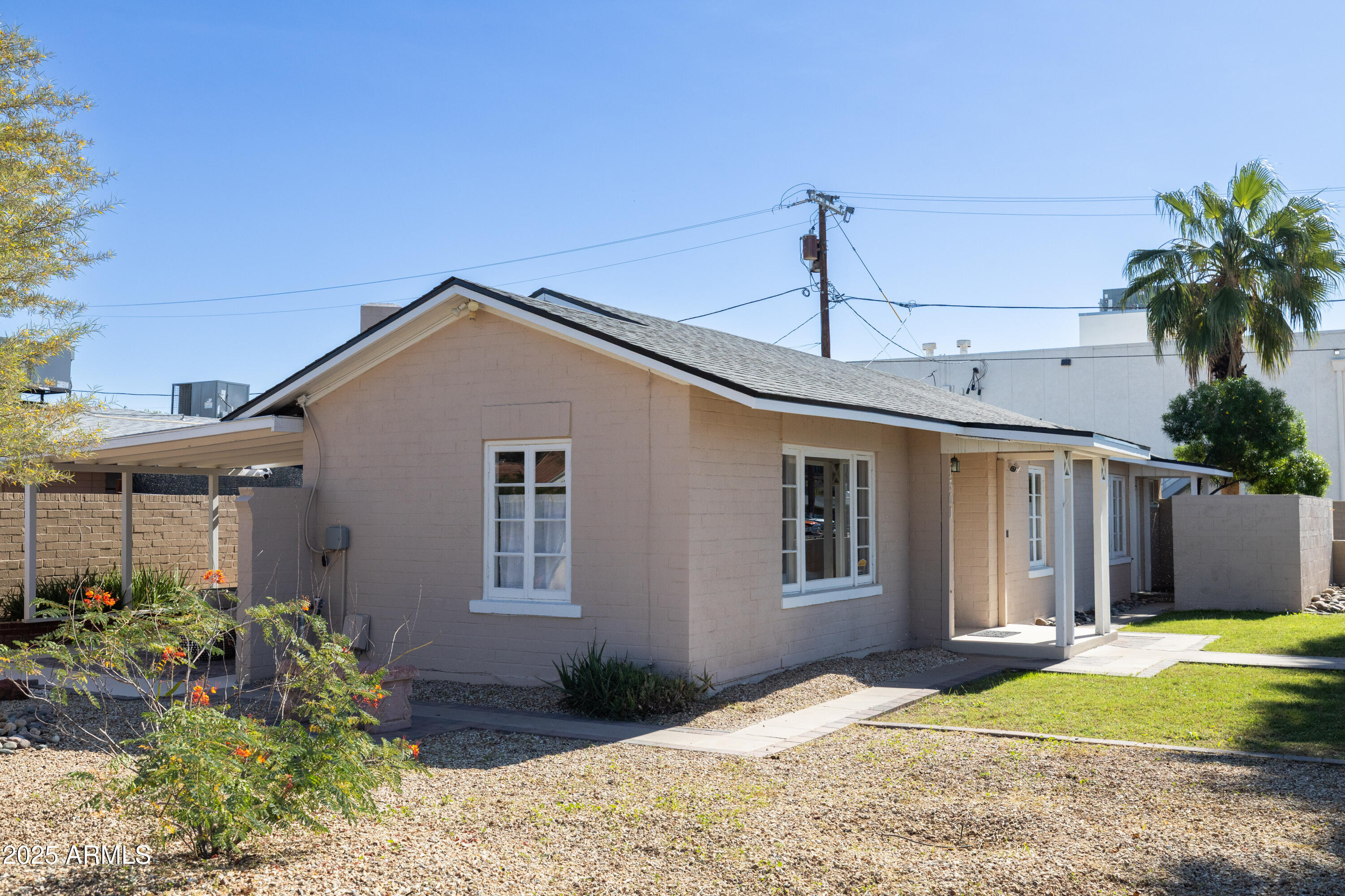 1501 East Almeria Road Phoenix, AZ 85006 - Photo 4 of 49 Almeria-7