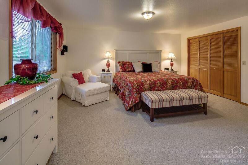 57712 Filbert Lane Sunriver, OR 97707 - Photo 20 of 25 Additional Photo