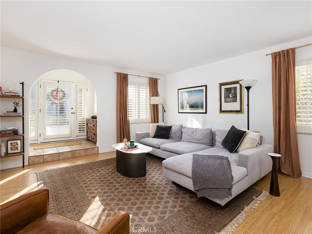 623 East Grand Avenue El Segundo, CA 90245 - Photo 3 of 23