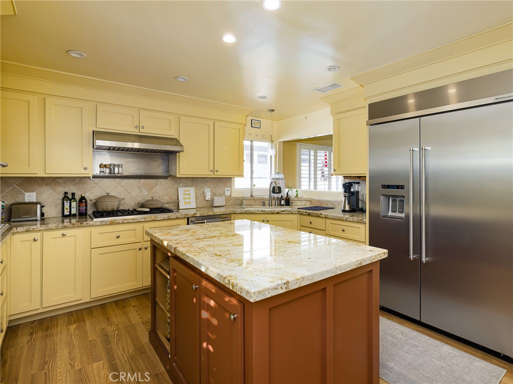 623 East Grand Avenue El Segundo, CA 90245 - Photo 6 of 23