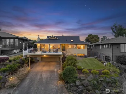 $975,000 | 4822 North Huson Street, Tacoma, WA 98407