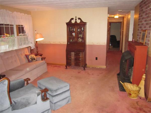 9 Herbert Road Chelmsford, MA 01824 - Photo 3 of 16