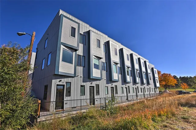 a view of a large building