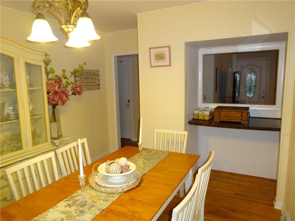 8 Stephen Hopkins Road Scituate, RI 02825 - Photo 15 of 40