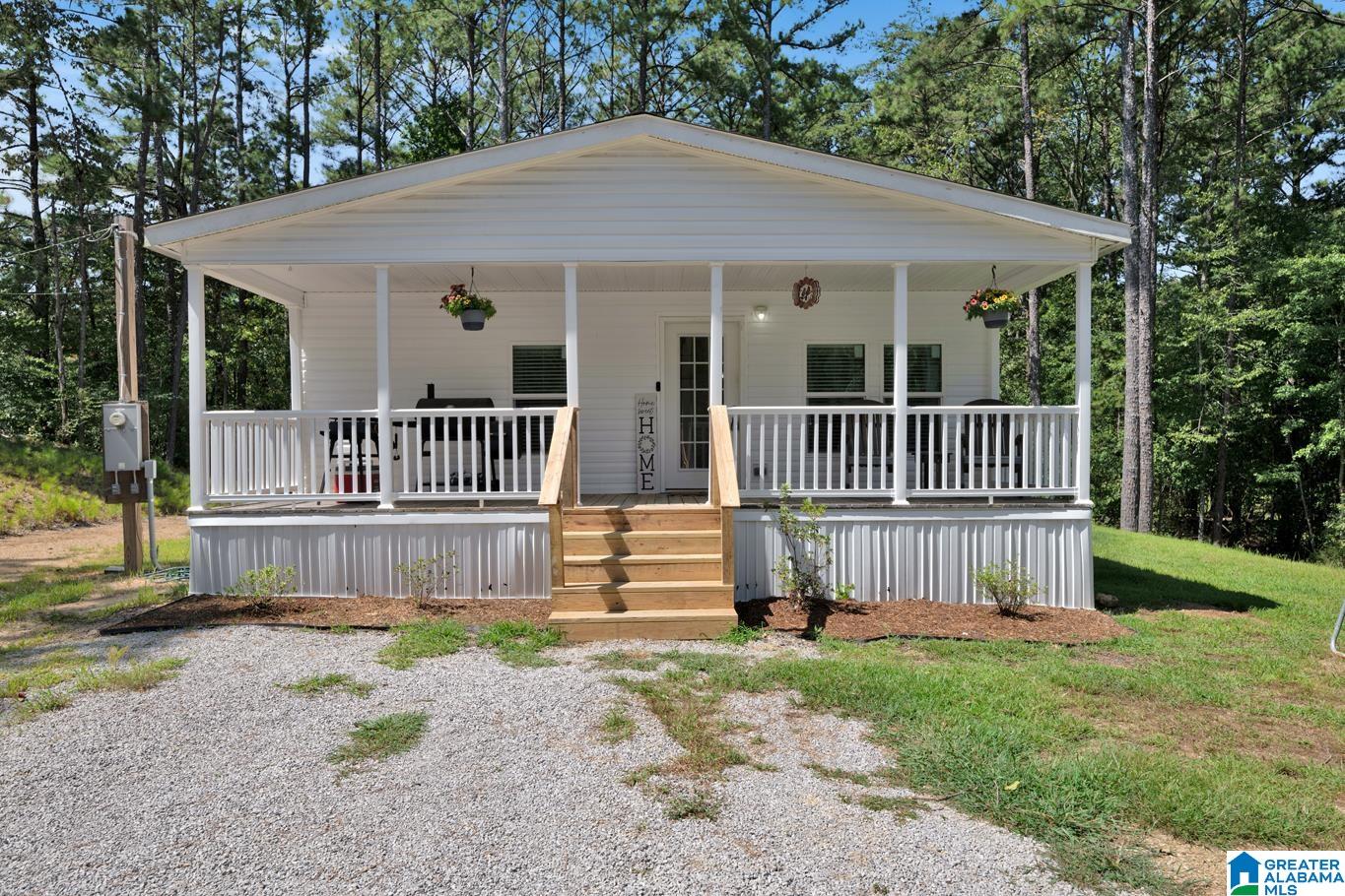 122 Buse Road Oneonta, AL 35121 - Photo 1 of 32 Gallery Image 1