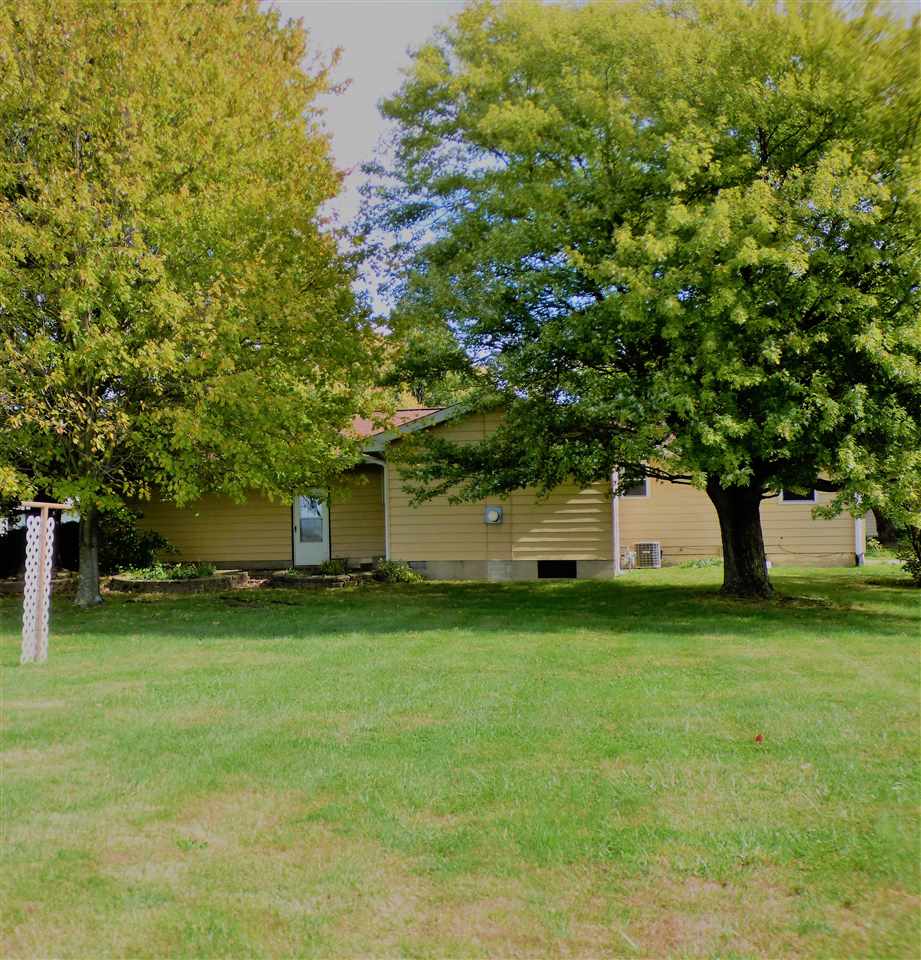 137 Country Court Road Loogootee, IN 47553 - Photo 34 of 36 Gallery Image 34
