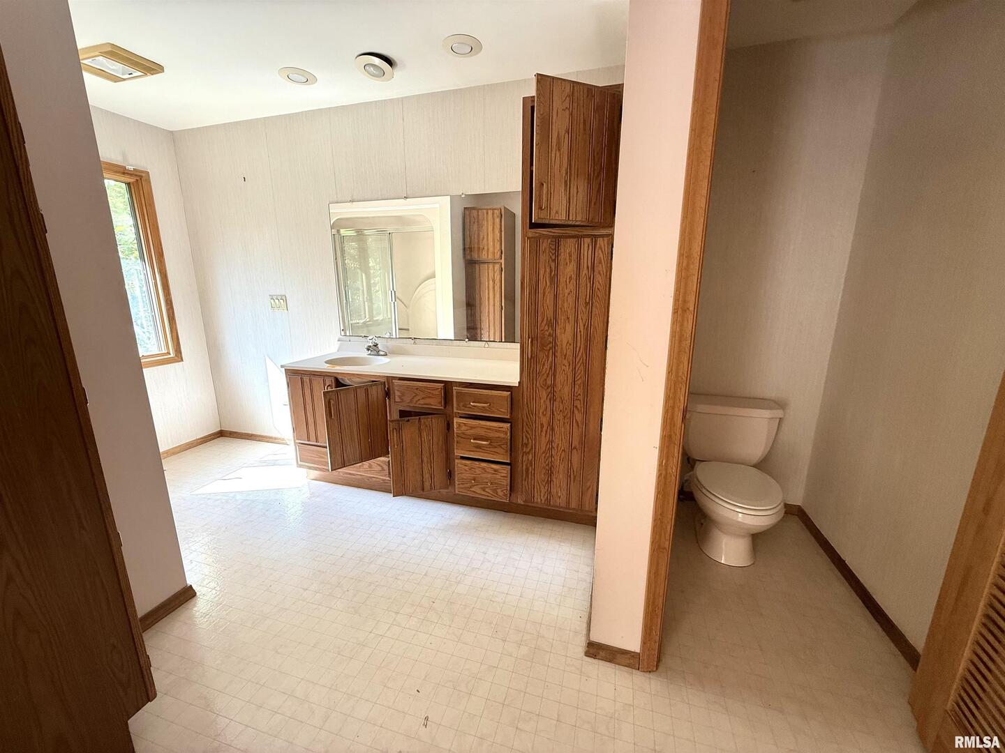 592 Brush Hill Road Carbondale, IL 62901 - Photo 14 of 22