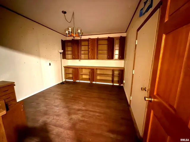 $250,000 | 592 Brush Hill Road, Carbondale, IL 62901