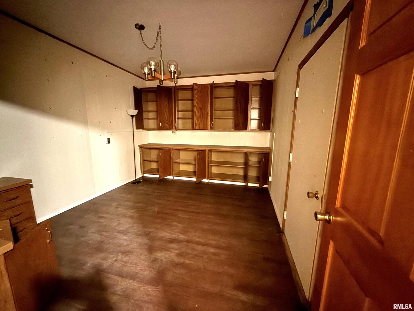 592 Brush Hill Road Carbondale, IL 62901 - Photo 8 of 22