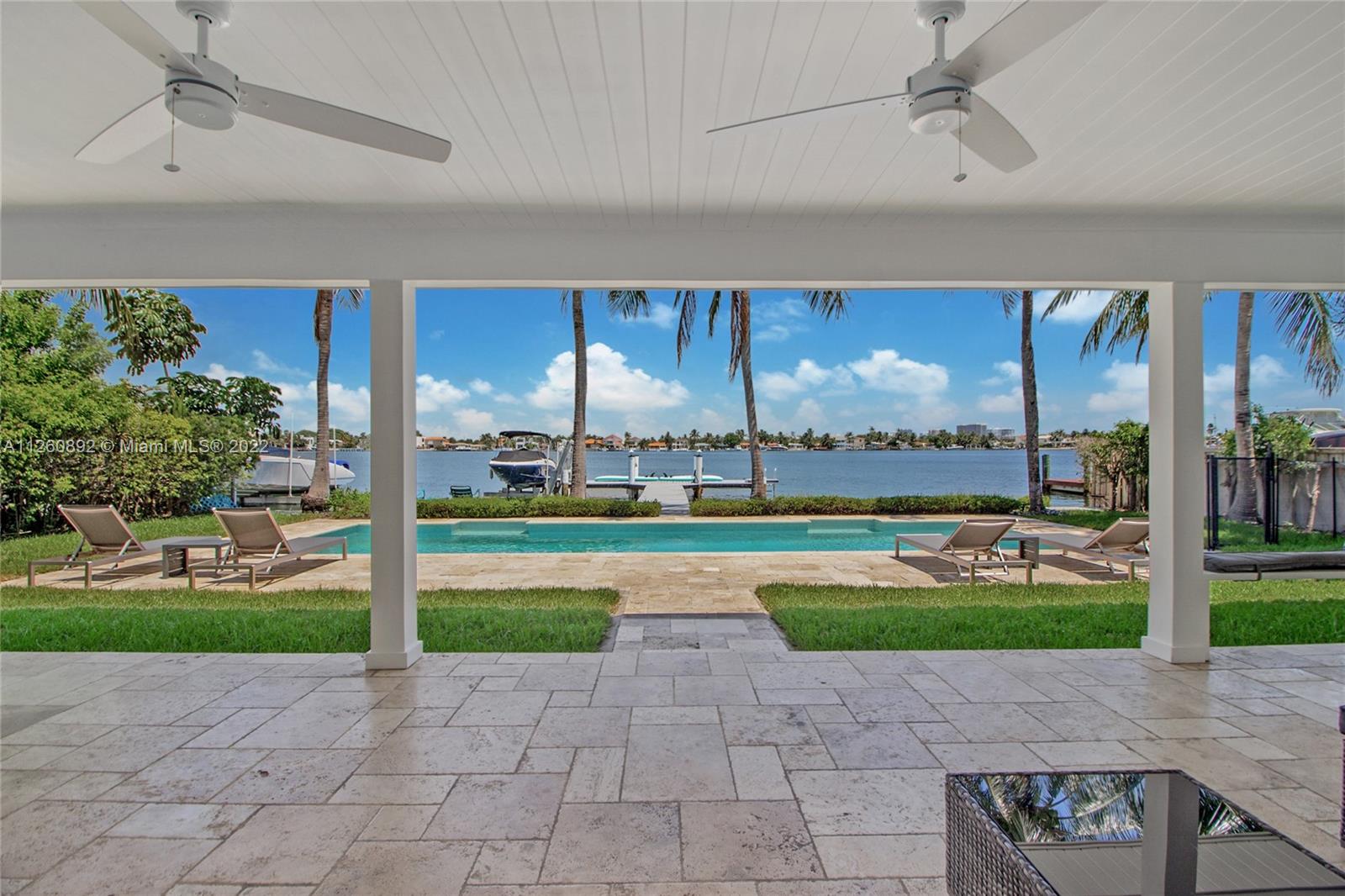 1525 Cleveland Road Miami Beach, FL 33141 - Photo 14 of 24