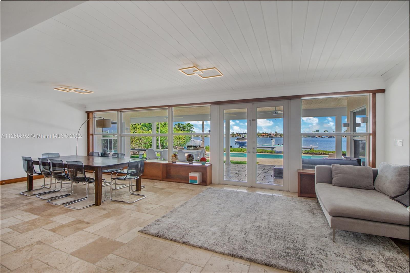 1525 Cleveland Road Miami Beach, FL 33141 - Photo 18 of 24