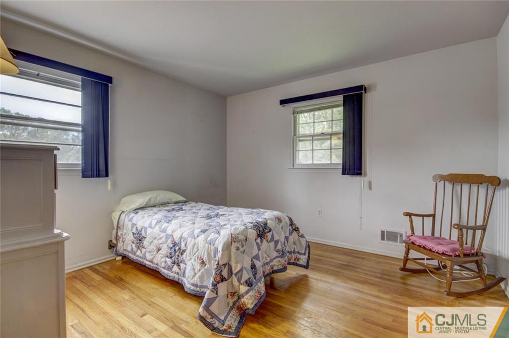 31 Dexter Road East Brunswick, NJ 08816 - Photo 19 of 25 Gallery Image 19