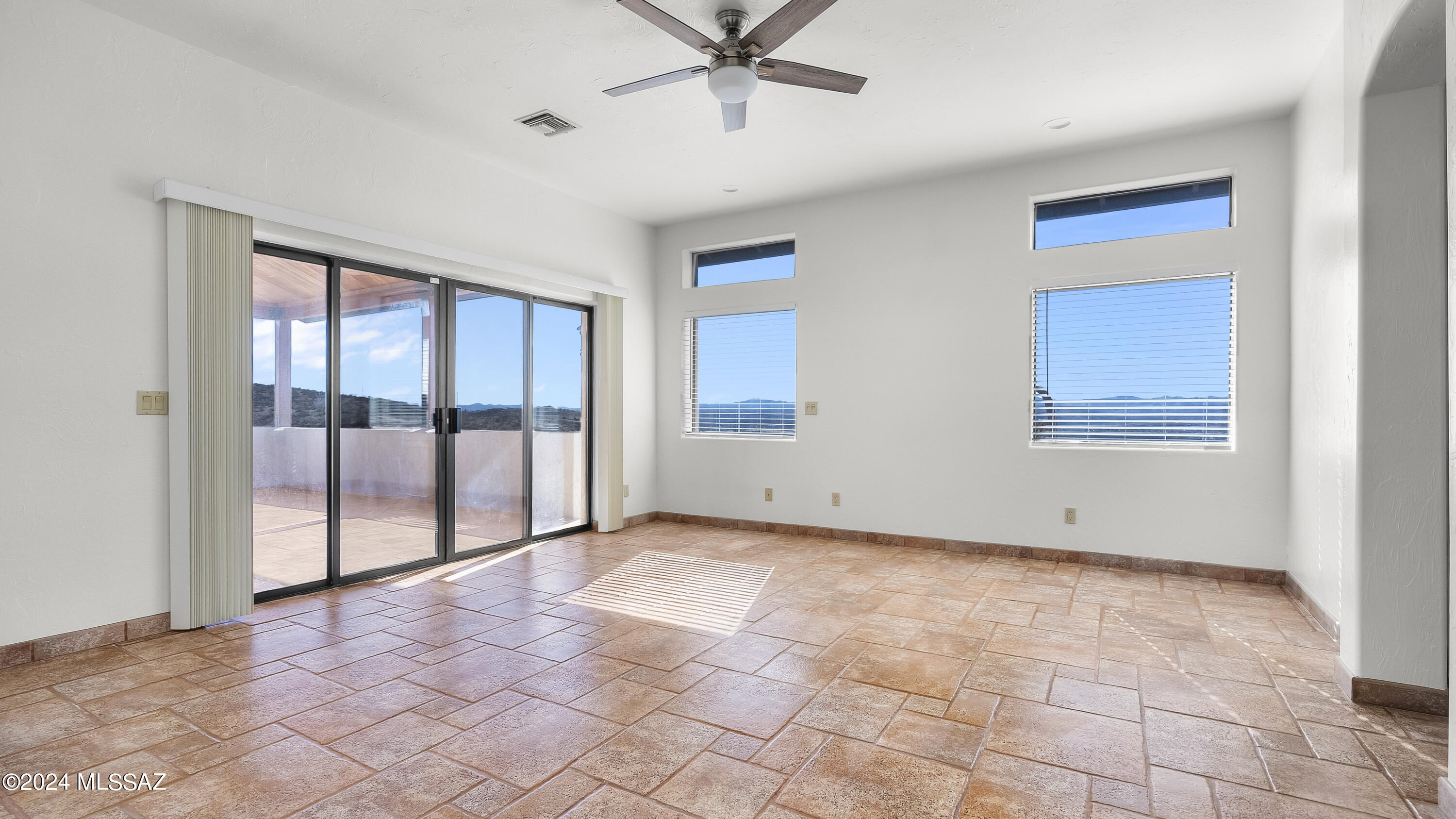 297 Camino Apolena Rio Rico, AZ 85648 - Photo 4 of 34