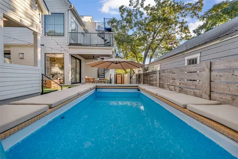 $2,079,000 | 1902 Tillotson Avenue, Austin, TX 78702