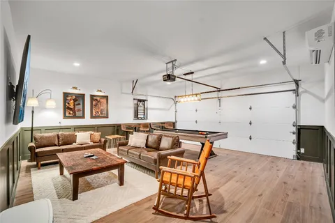 $2,079,000 | 1902 Tillotson Avenue, Austin, TX 78702