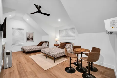 $2,079,000 | 1902 Tillotson Avenue, Austin, TX 78702