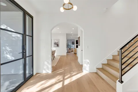 $2,079,000 | 1902 Tillotson Avenue, Austin, TX 78702
