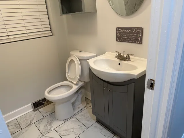 $284,999 | 1305 South 56th Court, Cicero, IL 60804